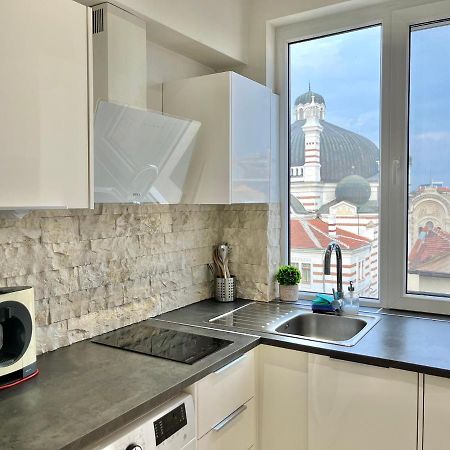 Serdika Apartment Sofia Bagian luar foto