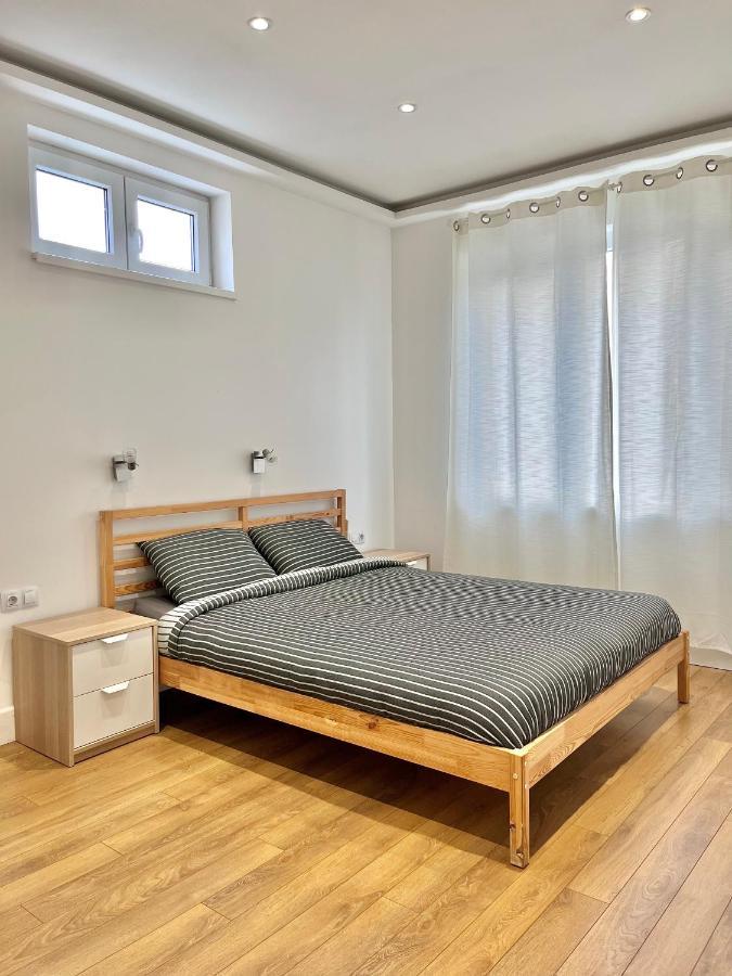 Serdika Apartment Sofia Bagian luar foto