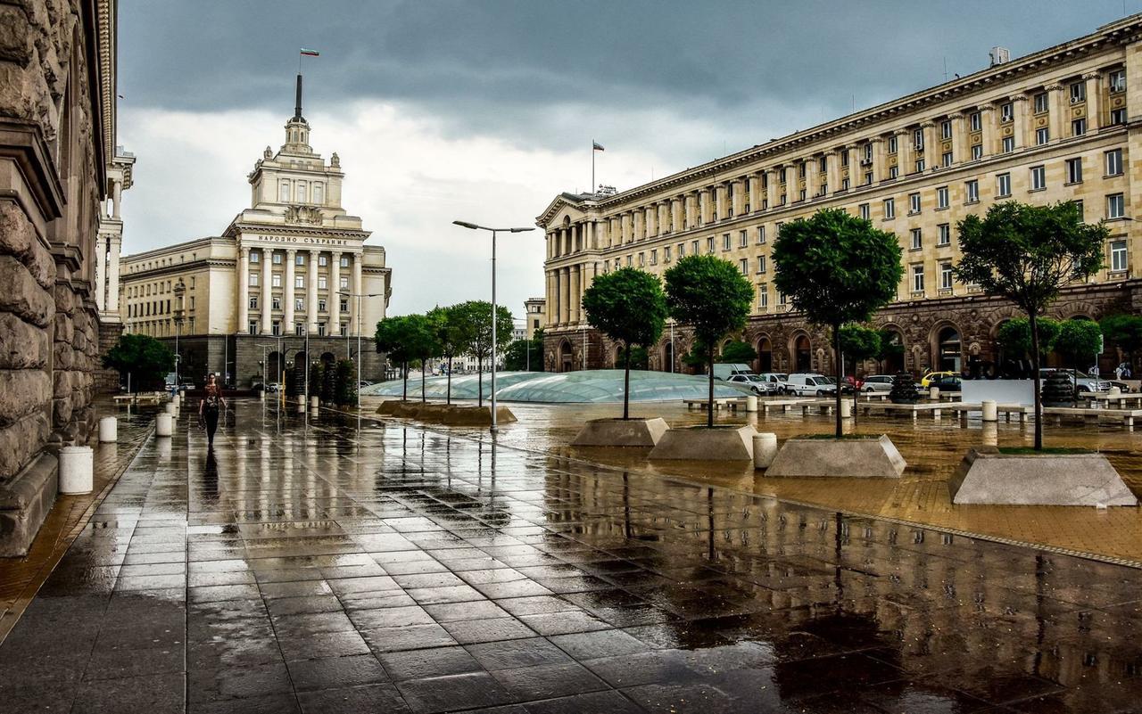 Serdika Apartment Sofia Bagian luar foto